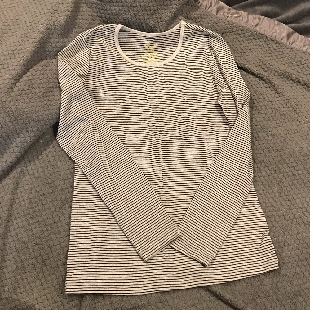 Faded Glory LS tee